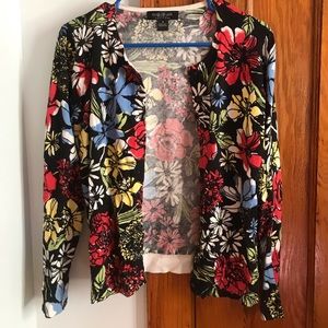 Flower bomb button up